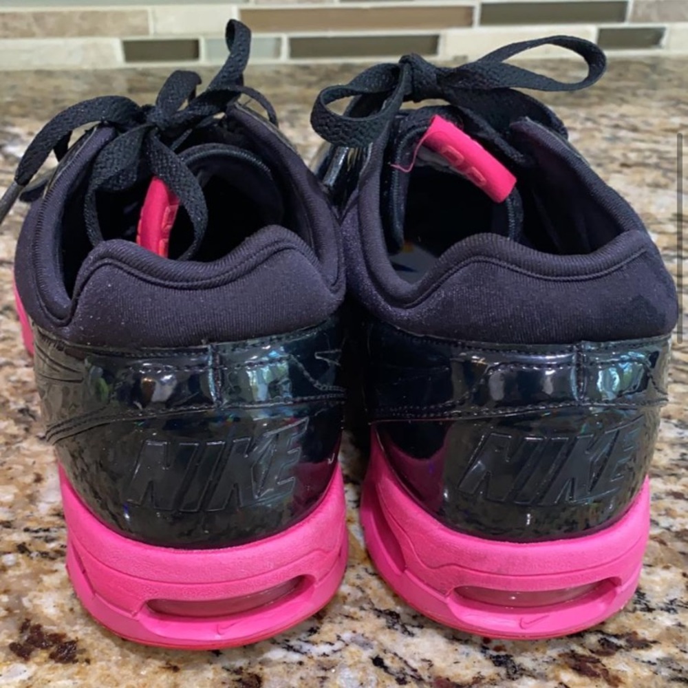RARE women’s Nike Air Velcro sneakers - Picture 2 of 5